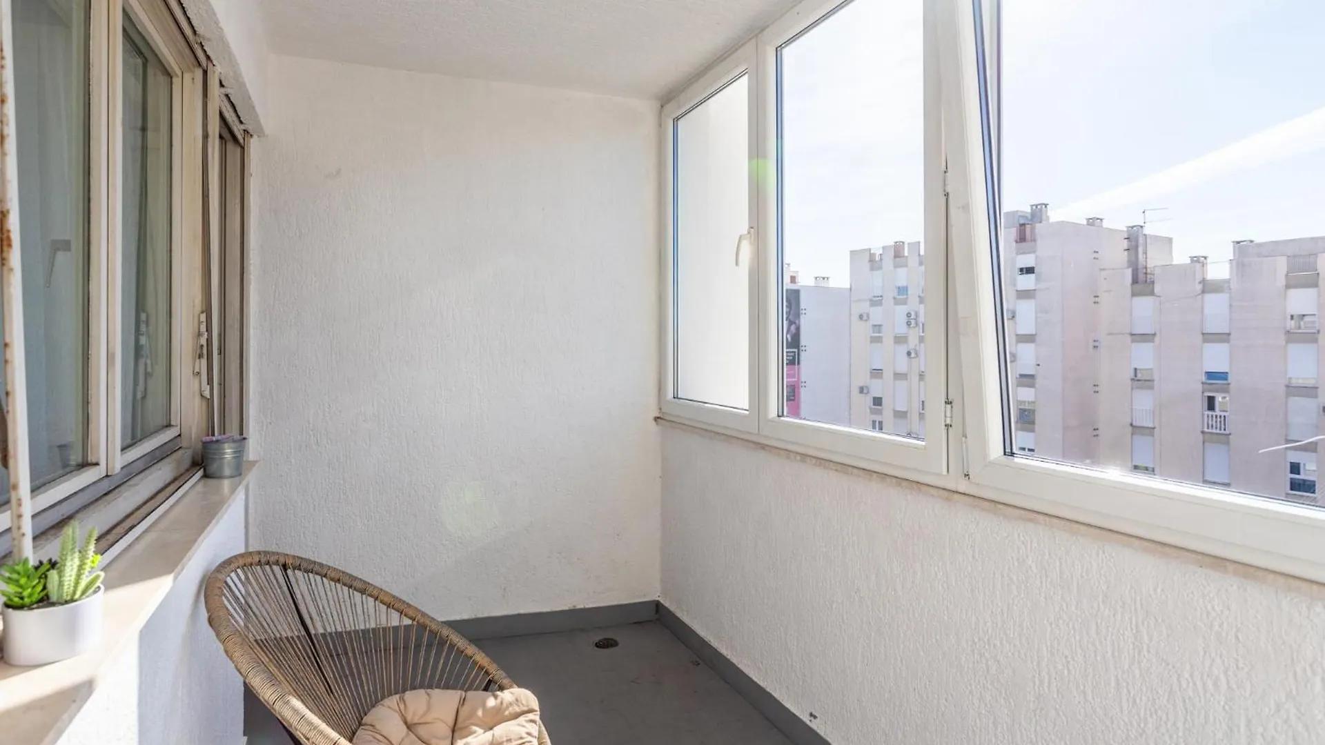 Spacious 3 Bedroom Apartment Chiara Near Beach & Old Tovn Σπλιτ Κροατία