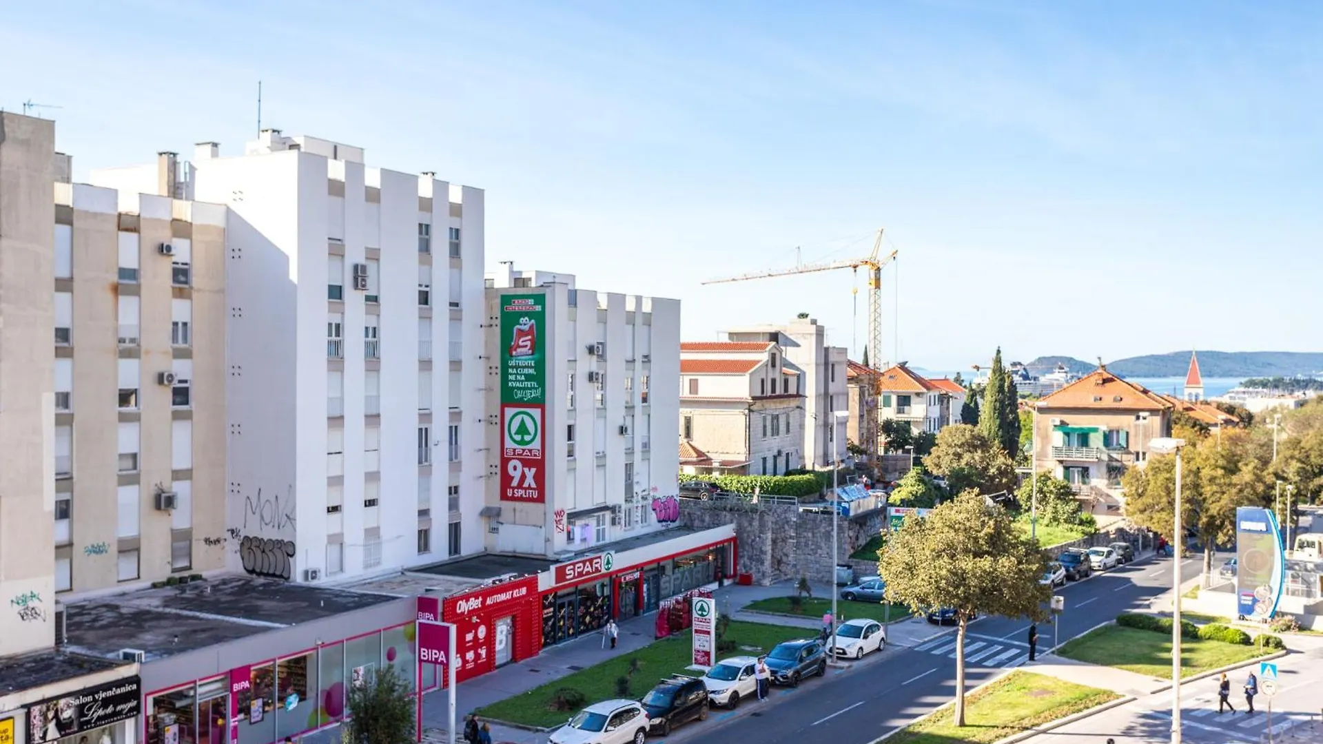 Spacious 3 Bedroom Apartment Chiara Near Beach & Old Tovn Split