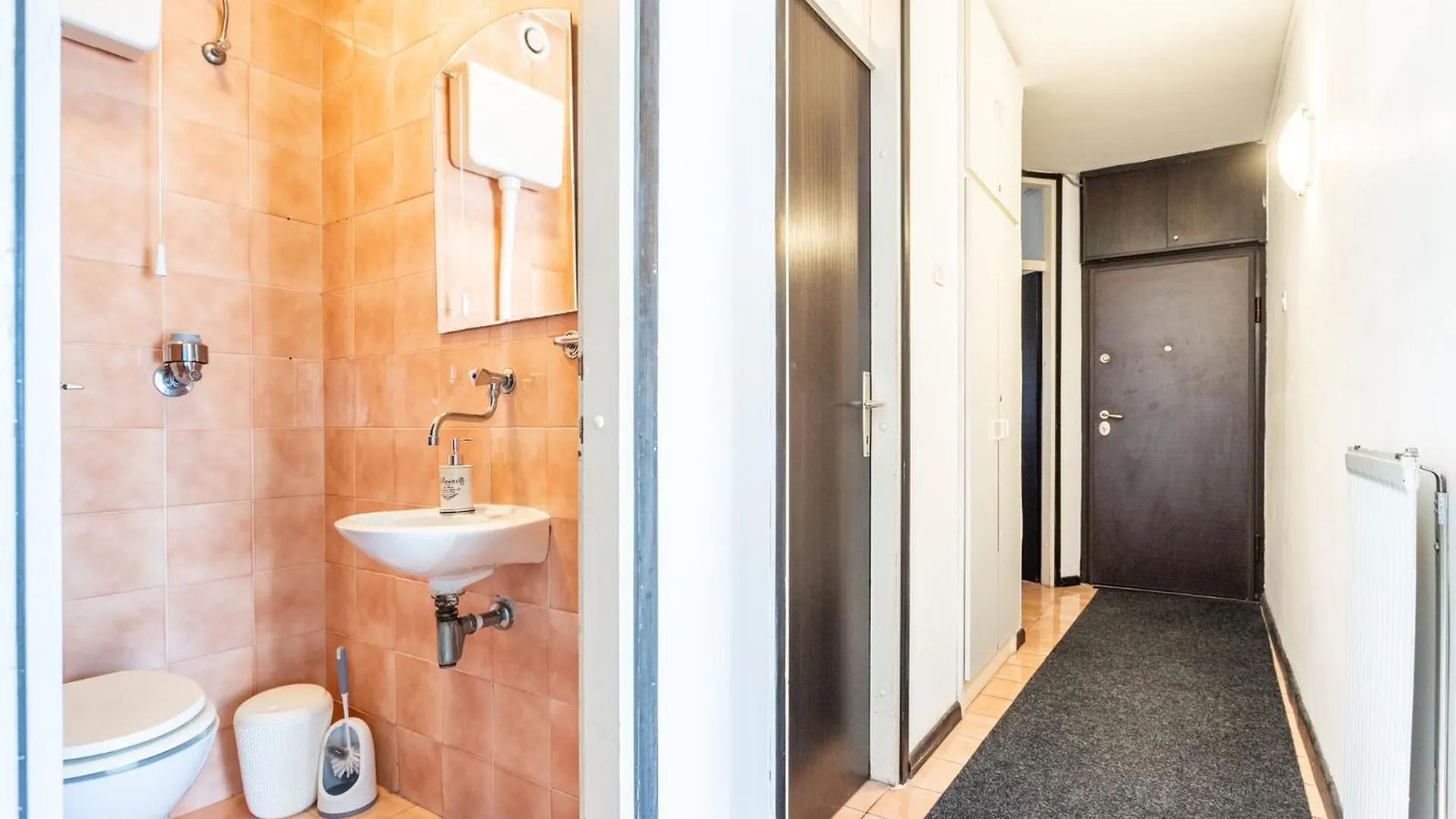 Spacious 3 Bedroom Apartment Chiara Near Beach & Old Tovn Split 0*,  Croatia