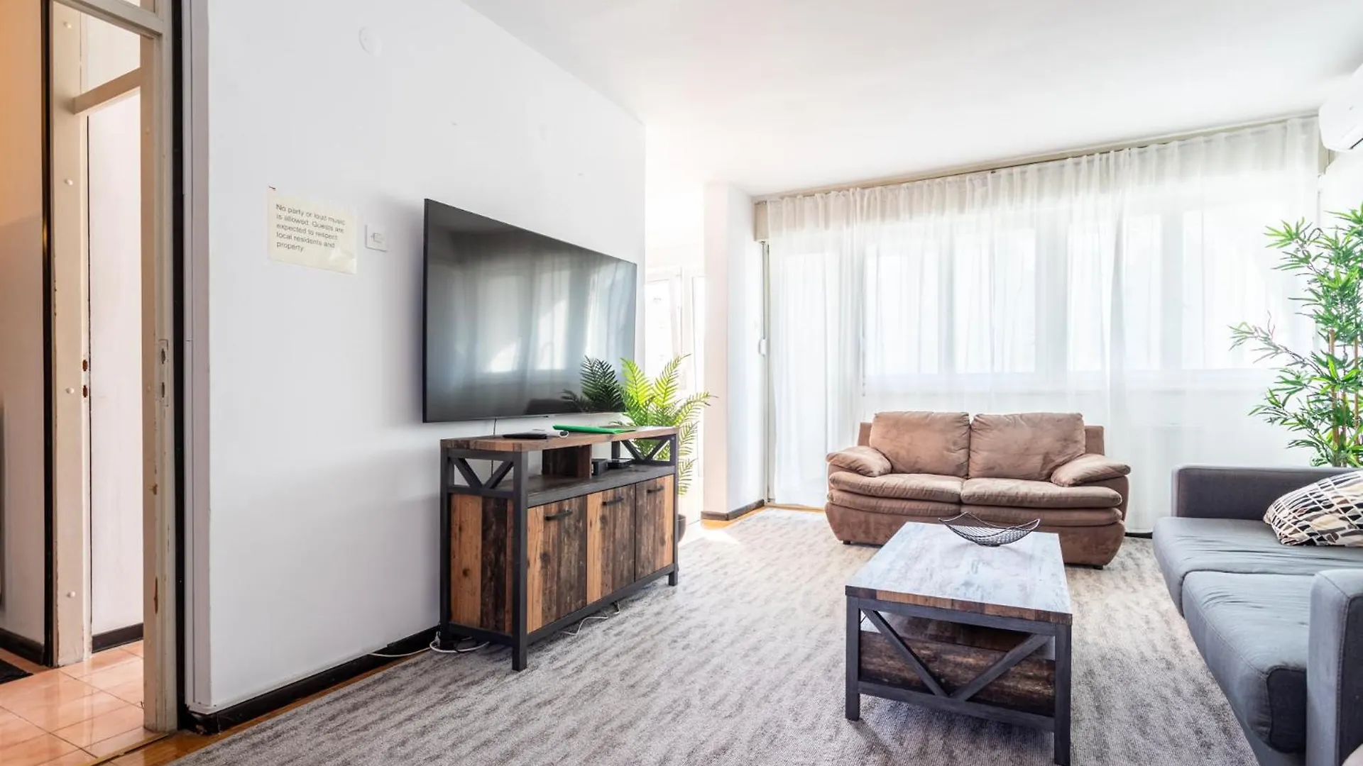 Spacious 3 Bedroom Apartment Chiara Near Beach & Old Tovn Σπλιτ Κροατία
